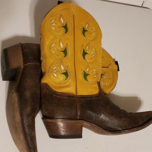 Justin boots brown yellow green vintage style